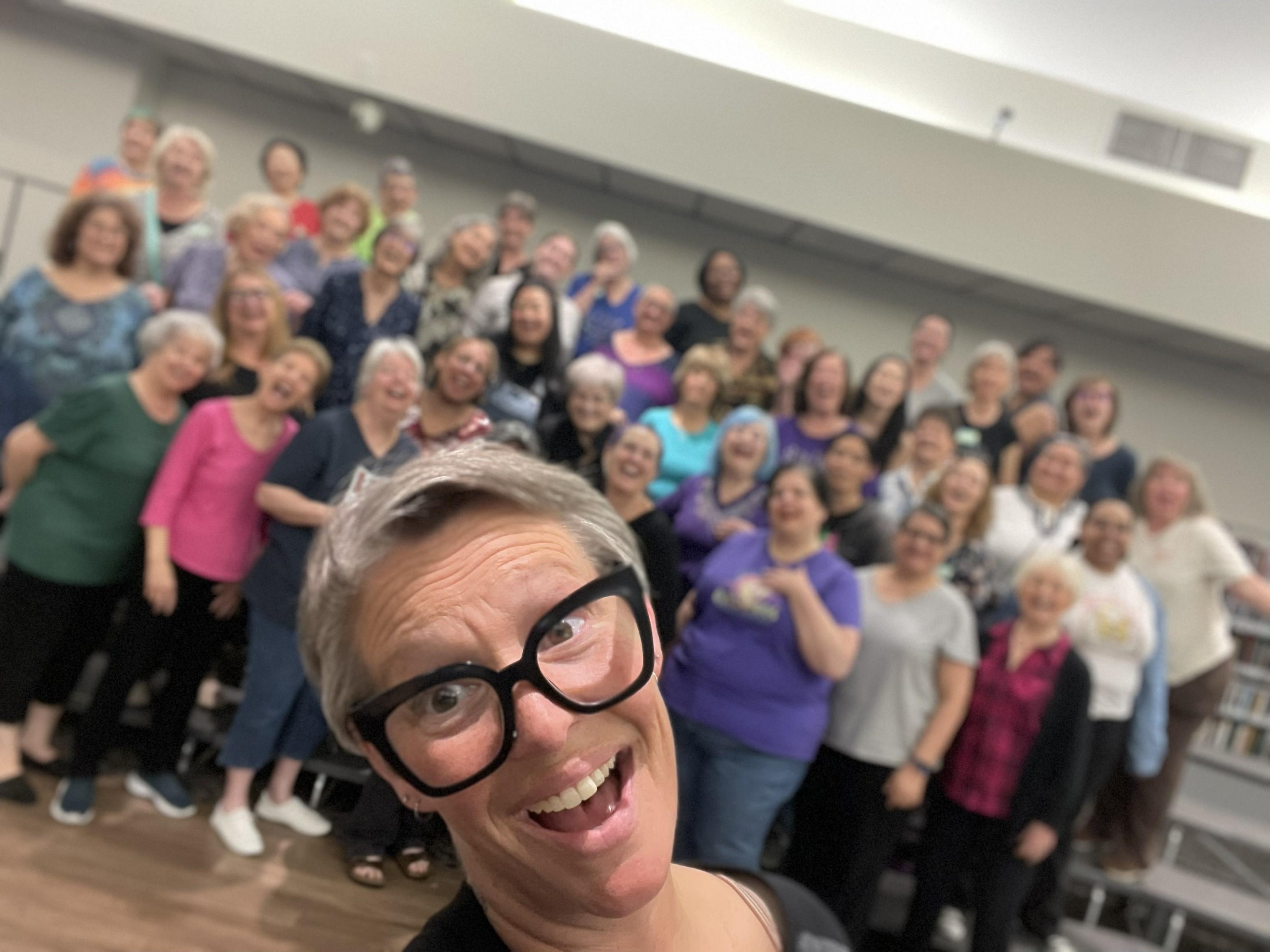 Lisa with Blurry Chorus Lisa with Blurry Chorus--Because it's all about Lisa! :)